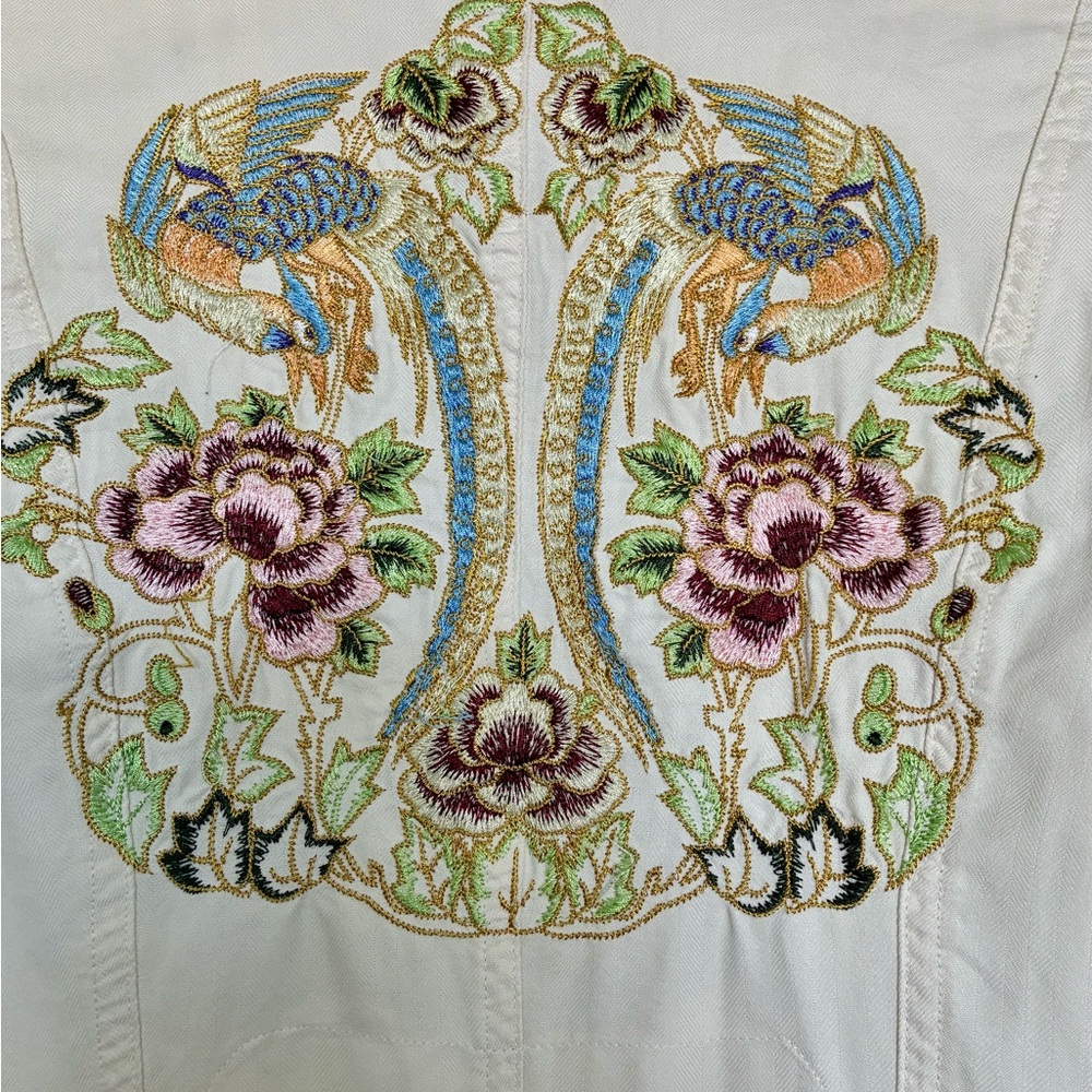 DA-NANG Embroidered Cream Jacket - Picture 2 of 8